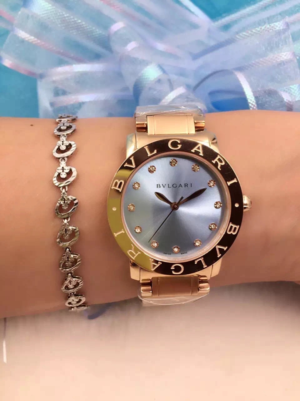 ブルガリ時計正面デザイン